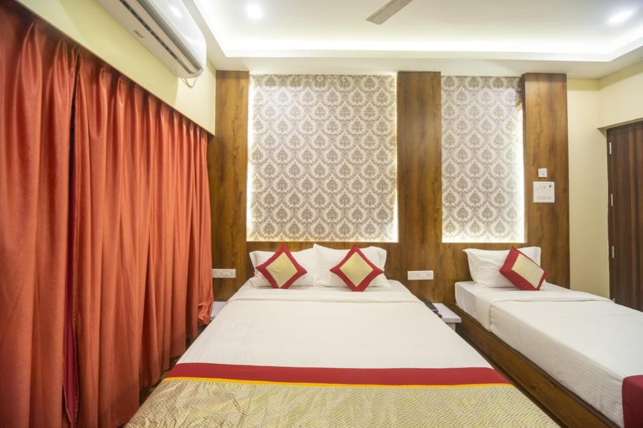 Hotel Rich Inn Madras Buitenkant foto