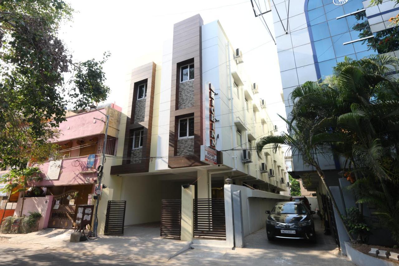 Hotel Rich Inn Madras Buitenkant foto